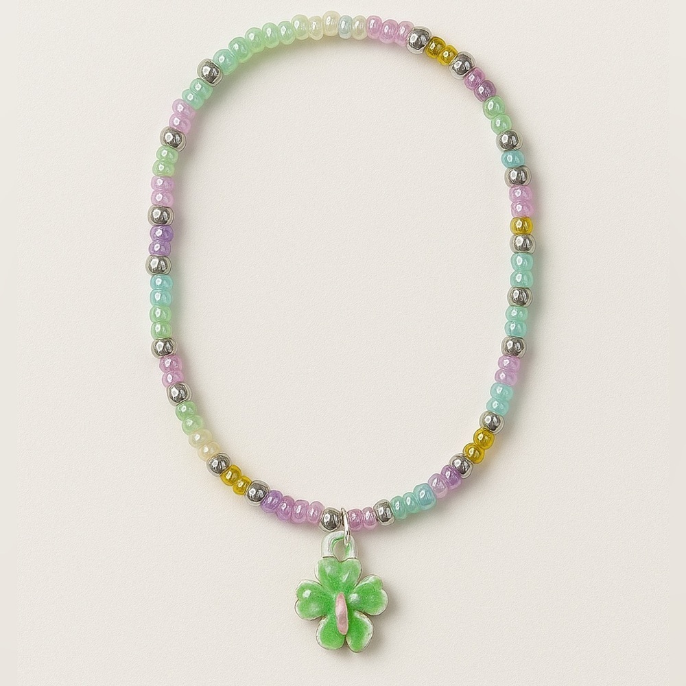 ⚜️💕 Pastel Beaded Kid’s Bracelet with Clover Charm ☘️💎💫